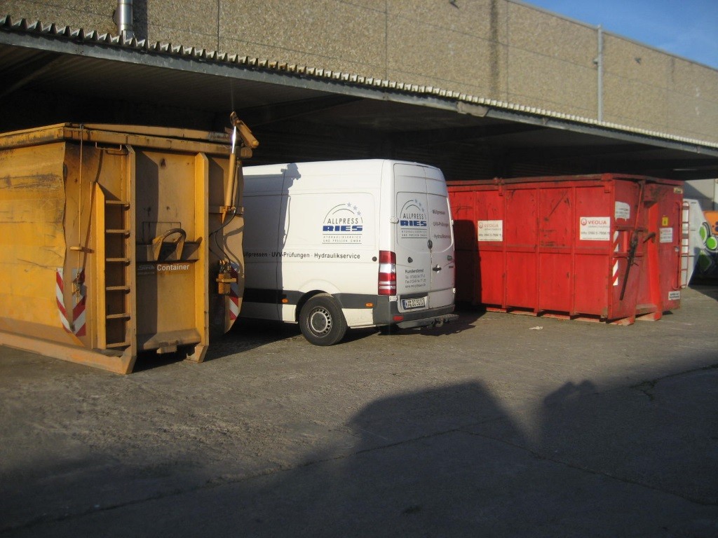 reparatur-container-big-02 reparatur-container-big-02