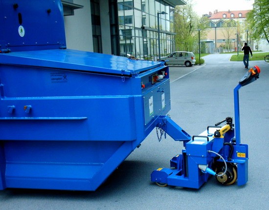 Hubwagen ausgehoben 1 Hubwagen ausgehoben 1