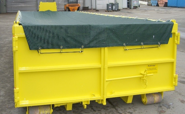 abrollcontainer-mit-raschelplane-01 abrollcontainer-mit-raschelplane-01